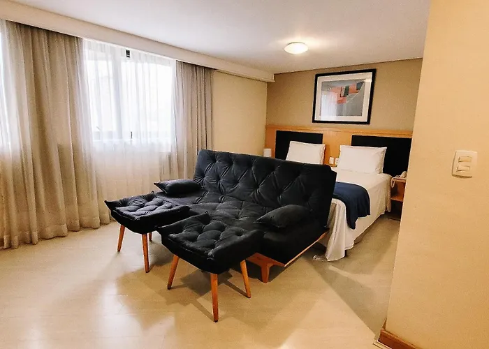 1007 Hotel Bienal Suits, Arrumacao, Manobrista E Piscina