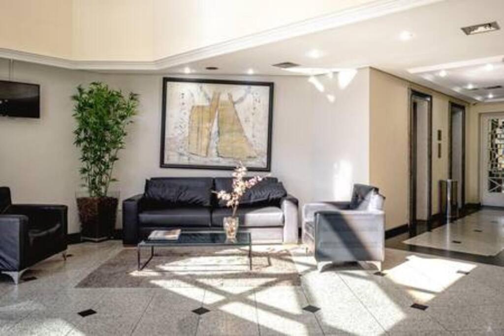 Apartamento 1007 Bienal Suits, Arrumacao, Manobrista E Piscina *