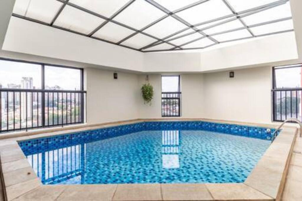 1007 Bienal Suits, Arrumacao, Manobrista E Piscina Apartamento