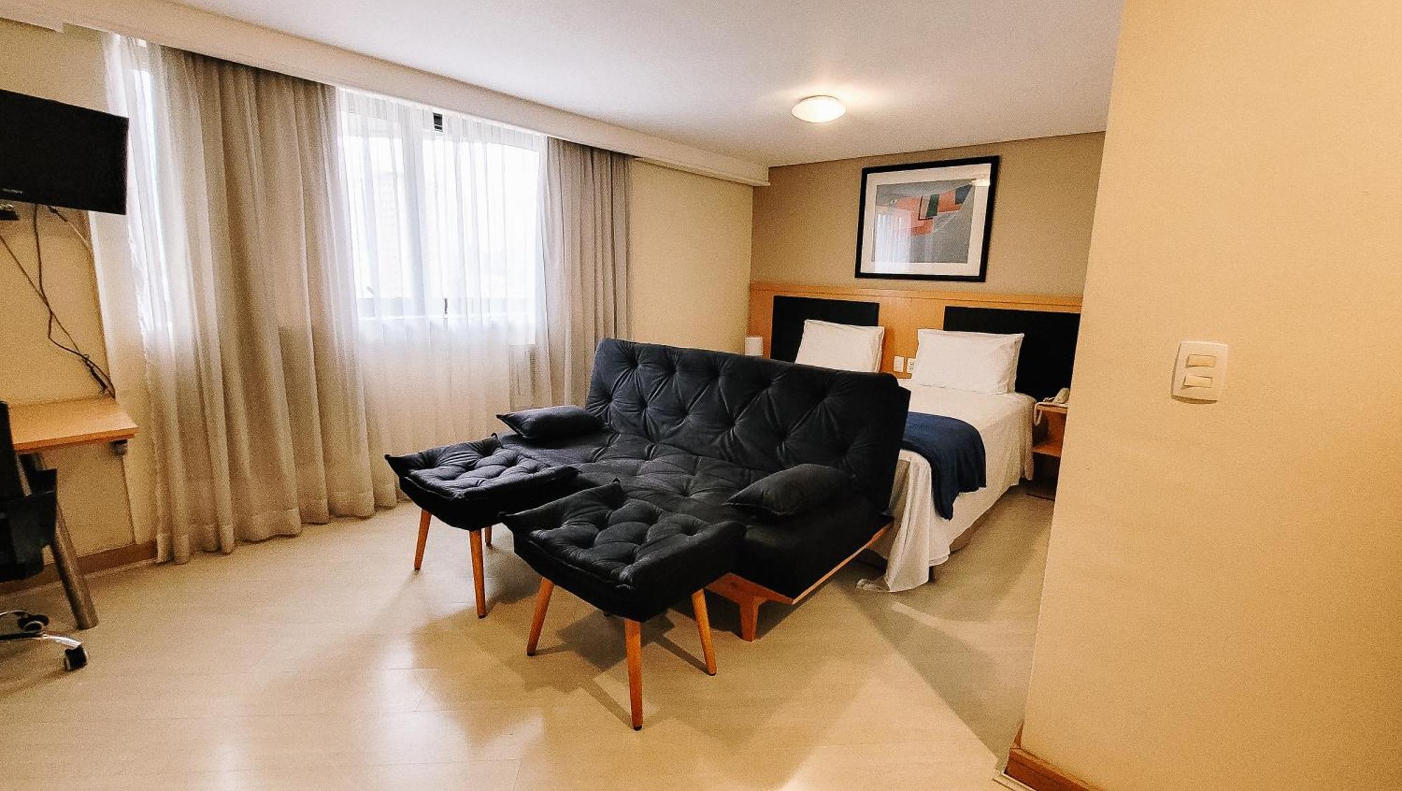 1007 Bienal Suits, Arrumacao, Manobrista E Piscina Apartamento São Paulo